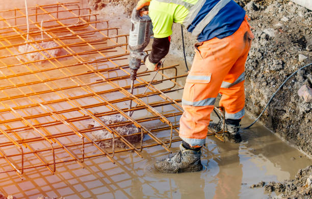 Best Concrete Pool Decks in Dallesport, WA